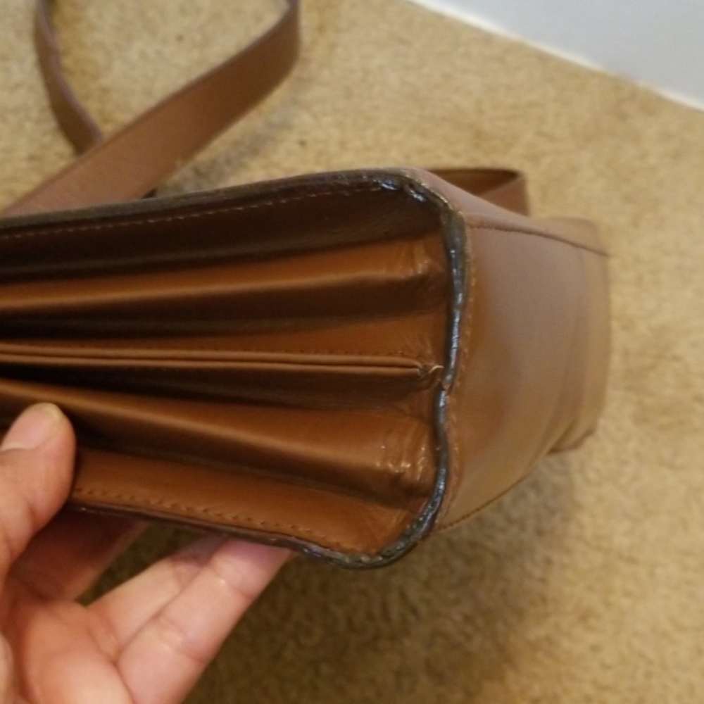 Celine Brown Crossbody Bag - Picture 4 of 8